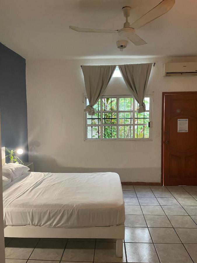 Anana Coliving Hotel Плая дел Кармен Екстериор снимка