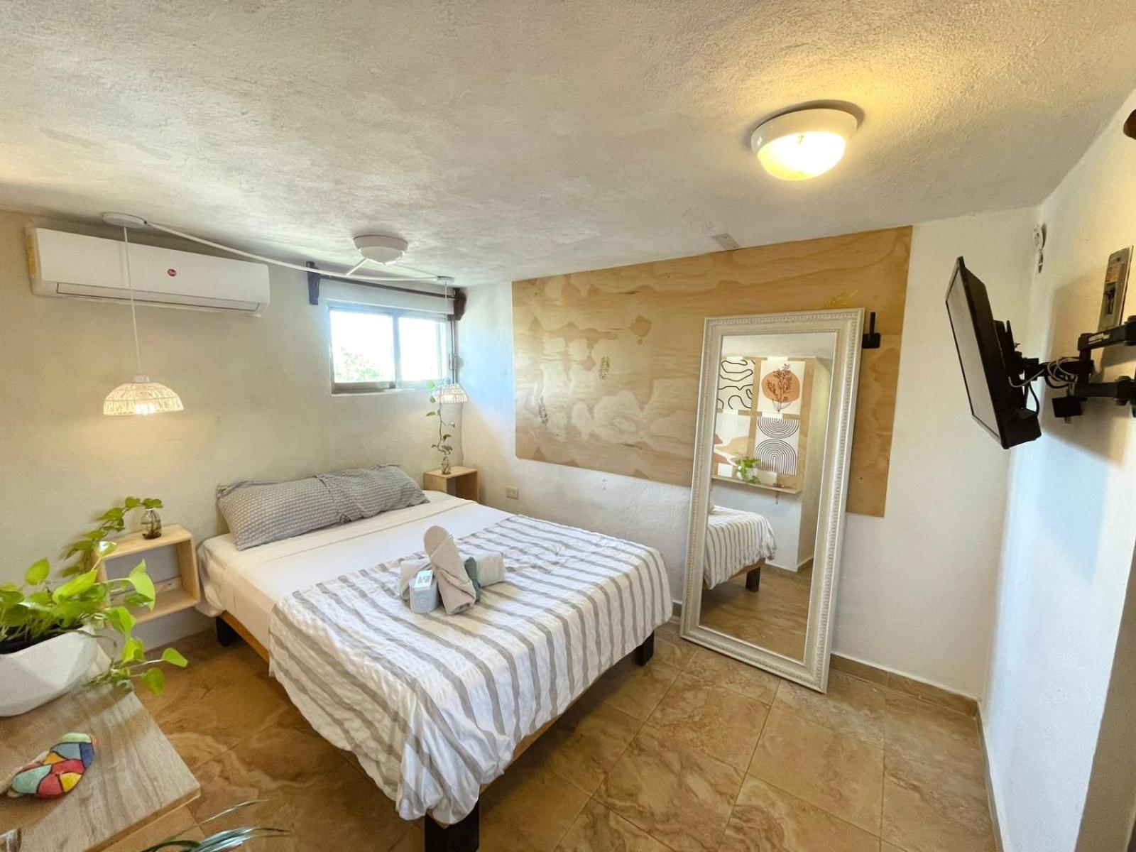Anana Coliving Hotel Плая дел Кармен Екстериор снимка